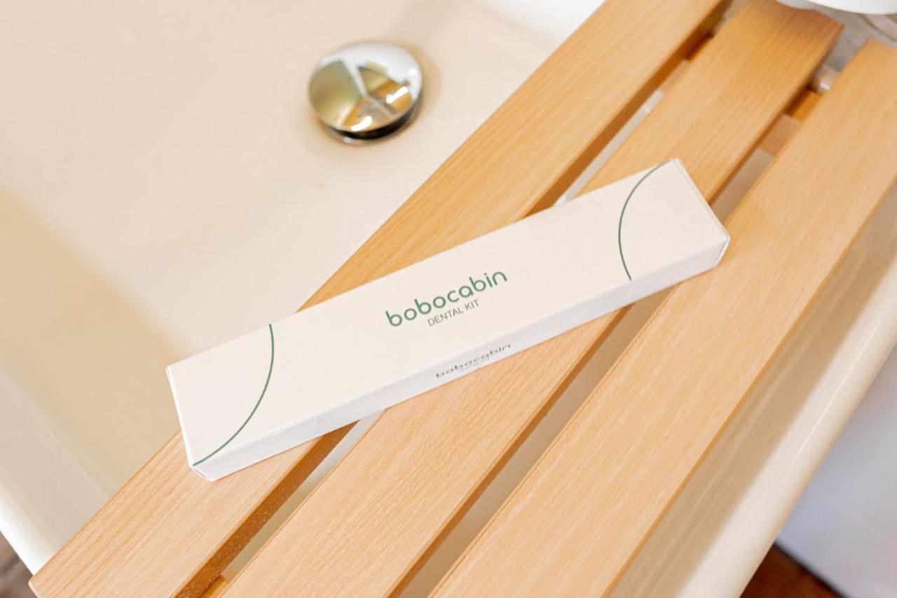 Bobocabin Umarato, Sumba 와이카부박 외부 사진
