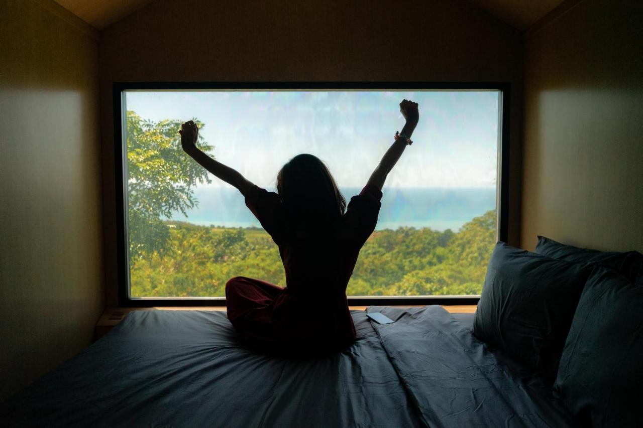 Bobocabin Umarato, Sumba 와이카부박 외부 사진