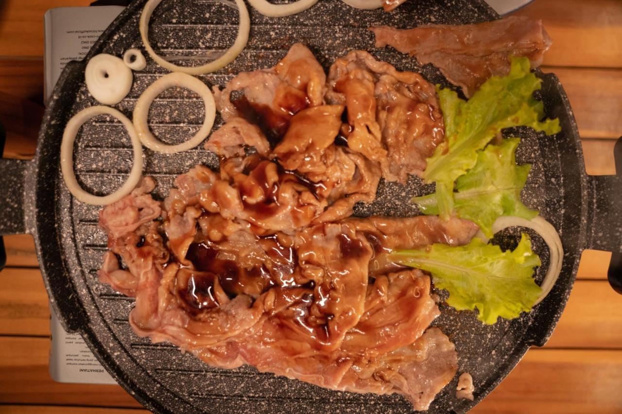 Bobocabin Umarato, Sumba 와이카부박 외부 사진