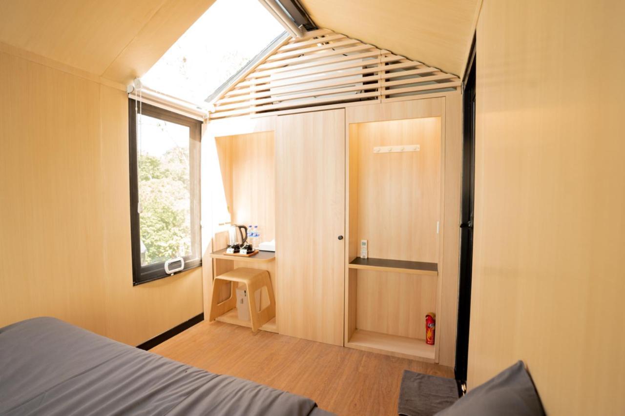 Bobocabin Umarato, Sumba 와이카부박 외부 사진